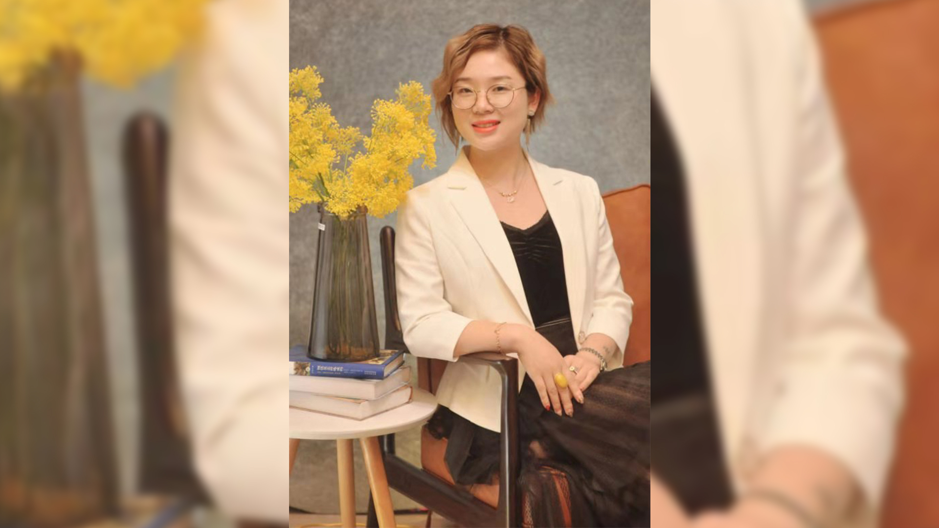 刘艳，固莱广西桂林总代理4年，陶瓷企业-美陶瓷砖桂林带队者。