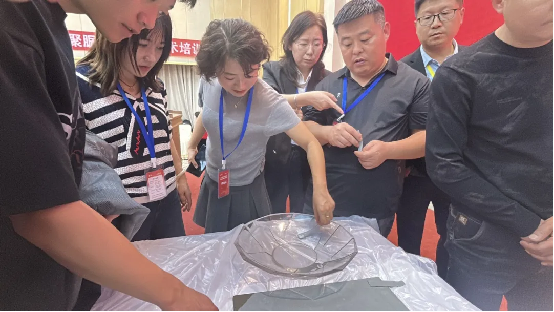 赢增量·成大商丨固莱S级瓷砖胶2025年代理商年会圆满举办，共启发展新征程!