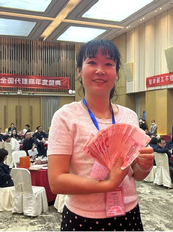 赢增量·成大商丨固莱S级瓷砖胶2025年代理商年会圆满举办，共启发展新征程！1914