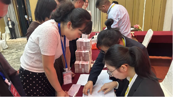 赢增量·成大商丨固莱S级瓷砖胶2025年代理商年会圆满举办，共启发展新征程！1918