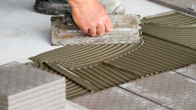 瓷砖铺贴不平整?注意瓷砖胶的正确使用方法