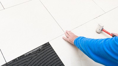 瓷砖胶薄刮后加水泥砂浆厚贴?解析混合施工的隐患