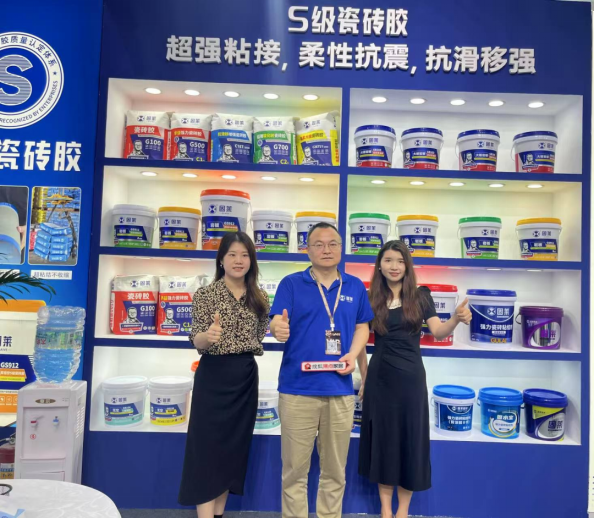 固莱x佛山潭洲展x春季陶博会 | 开展首日，固莱以S级瓷砖胶引航者，引爆展会打卡热潮!